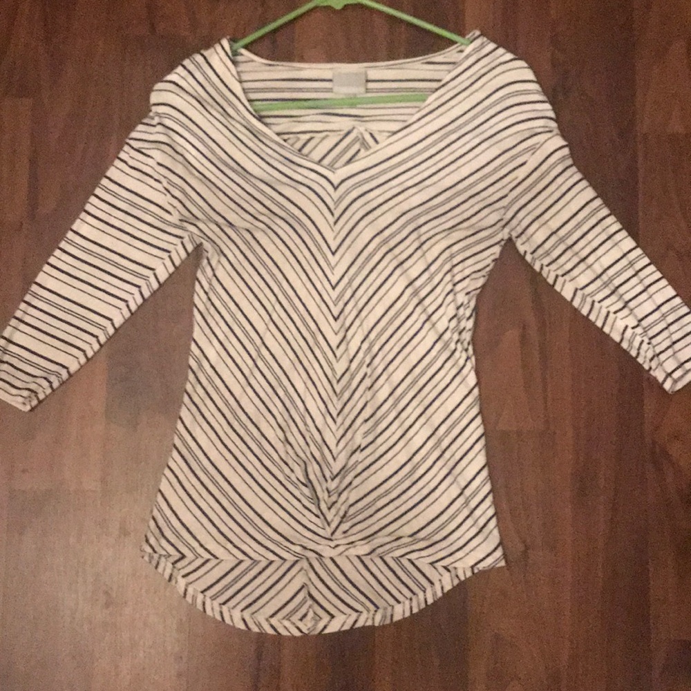 Buckle 3/4 length sleeve shirt